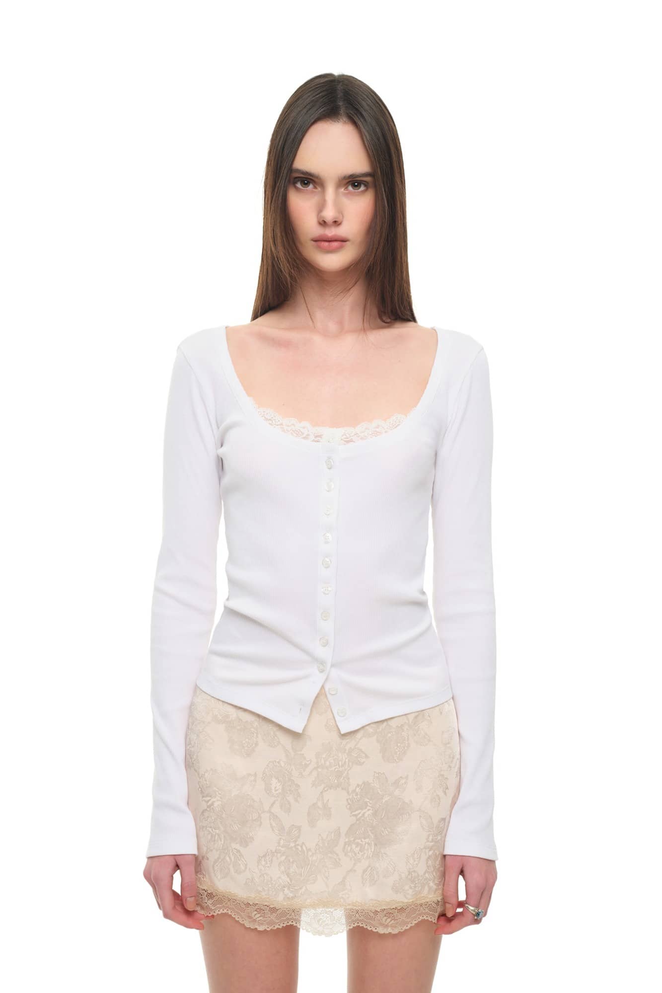 scoop neck