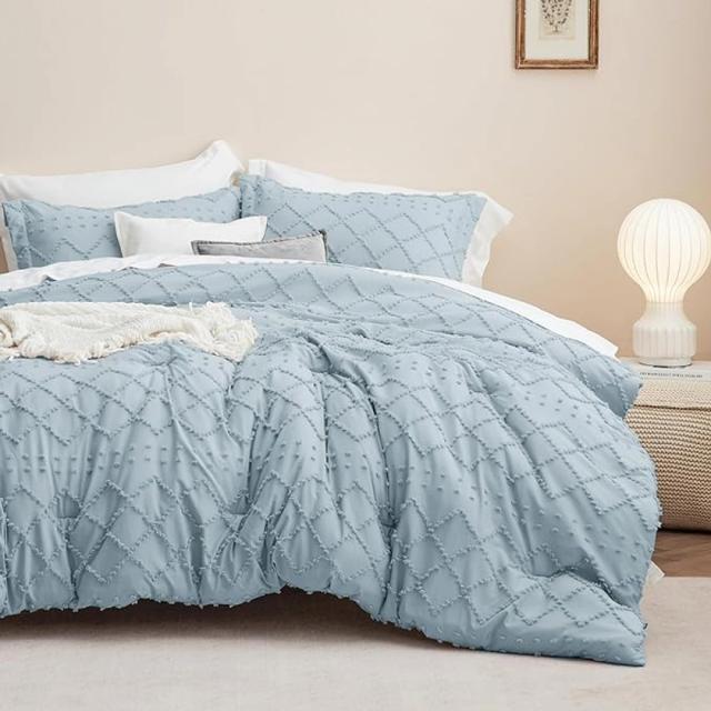 Amazon.com: Bedsure Twin/Twin XL Comforter Set - Dusty Blue Boho Tufted Shabby Chic Bedding Comforter Set, 2 Pieces Vintage Farmhouse Bed Set for All Seasons, Fluffy Soft Bedding Set with 1 Pillow Sham : Home & Kitchen