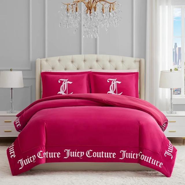 Juicy Couture - Comforter Set - Gothic Design Bedding - Queen - 3 Piece Set Includes (1) 90" x 92" Comforter and (2) 20" x 26" Shams - Wrinkle Resistant - Premium Bedroom Decor - Hot Pink