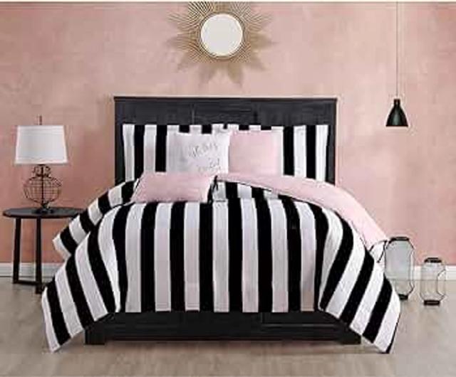 Juicy Couture – Comforter Set, Cabana Stripe Design, Twin Bedding, 5 Piece Set Includes 1 Comforter, 1 Sham and 3 Decorative Pillows, 100% Microfiber Polyester, Wrinkle Resistant