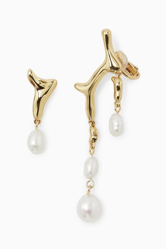 MISMATCHED PEARL DROP EARRINGS - GOLD - COS